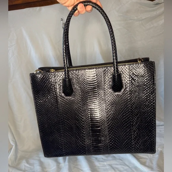 🐍 Michael Kors Genuine Snakeskin Tote – Black (RARE) - Picture 6 of 13